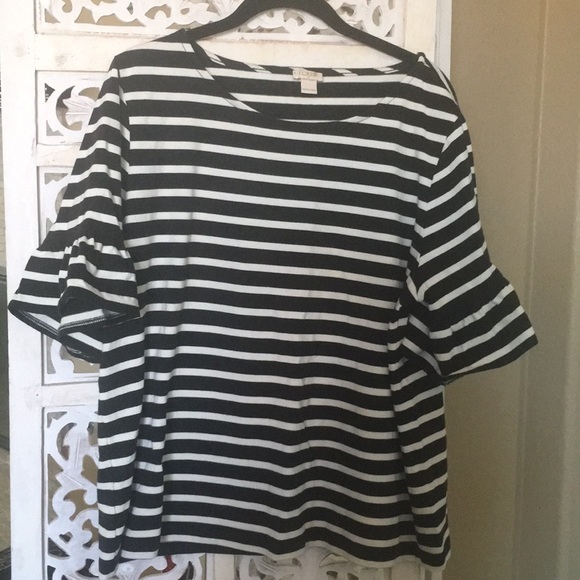 Top - Picture 2 of 3